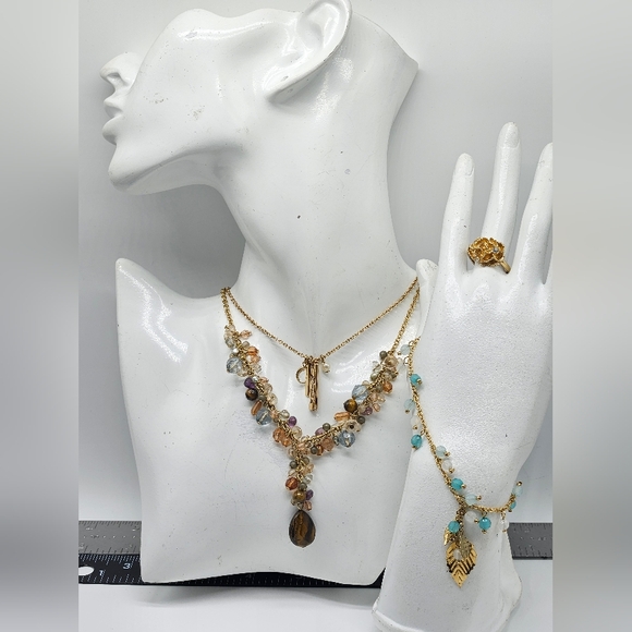 VTG AVON Mix Variety Collection Gold Tone Lot Necklace Bracelet Ring SIGNED Gems - Picture 10 of 16